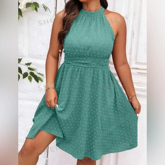 SHEIN Privé Plus Size Women'S Waist Cinched Halter Neck Sleeveless Dress - Picture 1 of 3